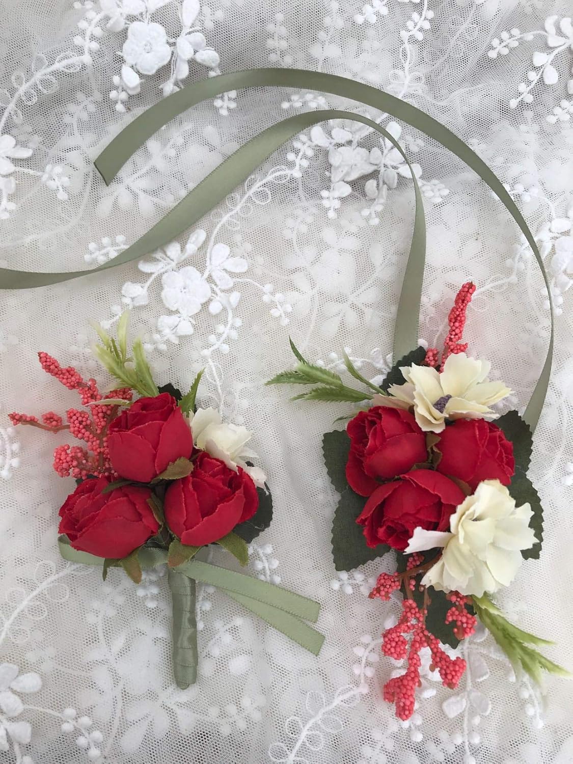 Corsage de Pulso com Rosa – Acessório Floral para Casamento e Formatura