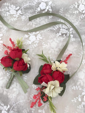 Corsage de Pulso com Rosa – Acessório Floral para Casamento e Formatura