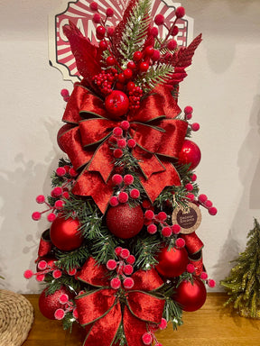 Árvore De Natal Decorada 70cm C/ Led