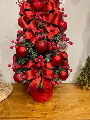 Árvore De Natal Decorada 70cm C/ Led