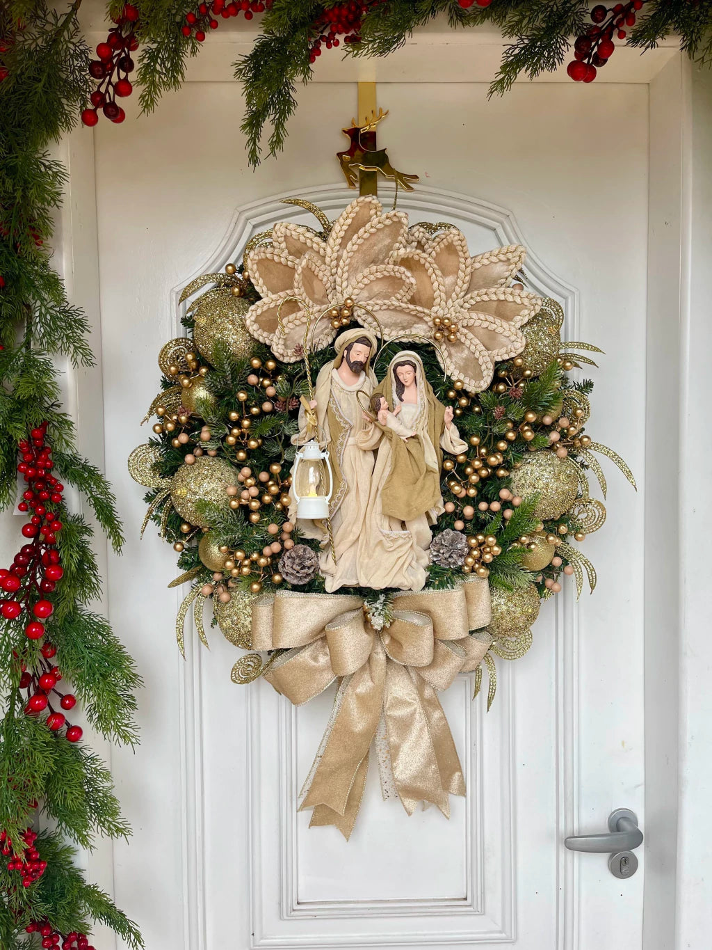 Guirlanda De Natal Sagrada Família C/ Led 65cm