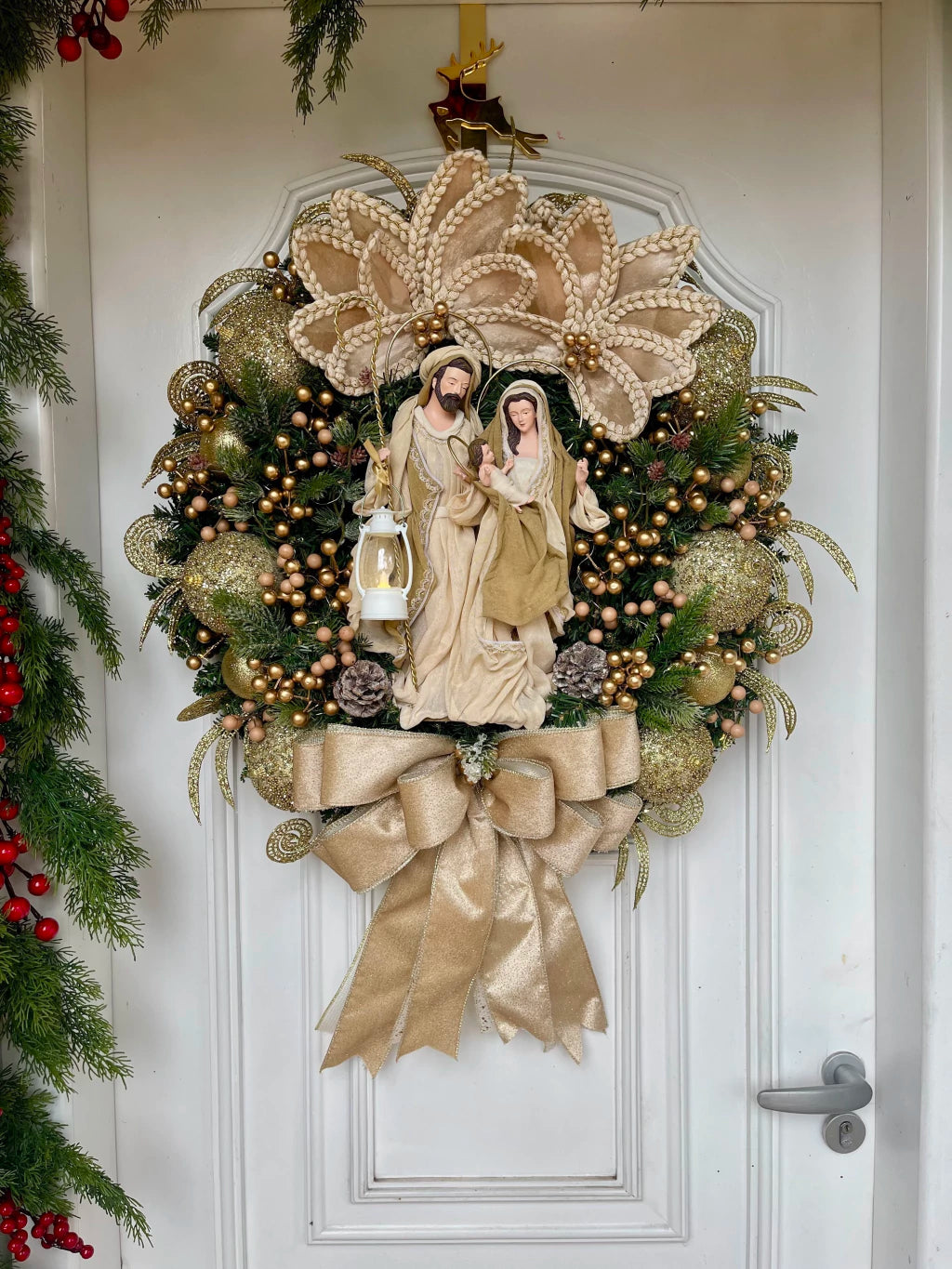 Guirlanda De Natal Sagrada Família C/ Led 65cm