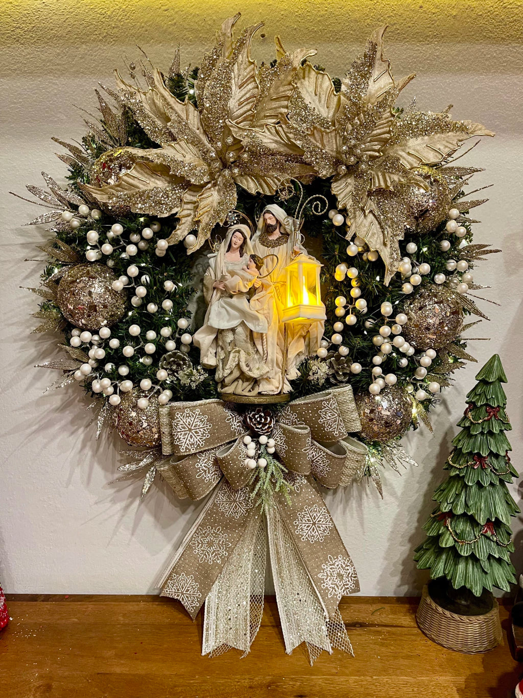 Guirlanda De Natal Sagrada Família C/ Led 65cm